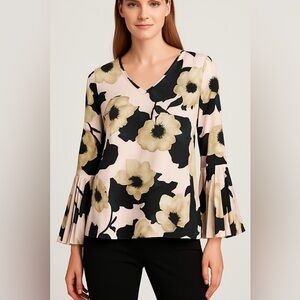 Banana Republic Petite Floral Blouse – Size M